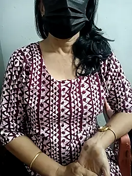 Snapshot of ammala_honey chatting on September 22, 2025, 10:28 am ammala honey online show from September 22, 2025, 10:28 am