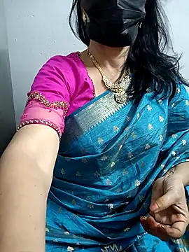 Snapshot of ammala_honey chatting on October 31, 2025, 3:02 pm ammala honey online show from October 31, 2025, 3:02 pm