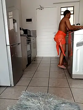 Snapshot of Sweetbxxx24 chatting on September 10, 2025, 9:09 am Sweetbxxx24 online show from September 10, 2025, 9:09 am