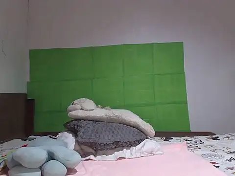 Prettyasianbelle online show from November 16, 2025, 12:55 pm