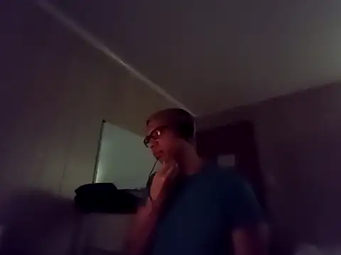 NaturalBeautyQueen online show from September 24, 2025, 11:13 am