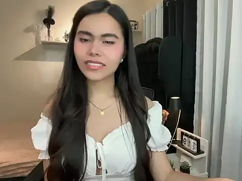 Snapshot of Princess_Material chatting on June 18, 2026, 4:00 pm Princess Material online show from June 18, 2026, 4:00 pm