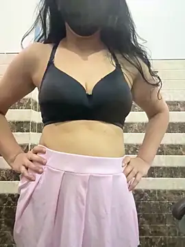 SashaPatel online show from February 12, 2026, 2:39 am