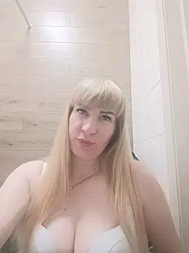 babyjessi online show from June 3, 2026, 8:50 am