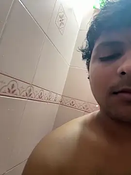 Snapshot of Kira_1413 chatting on September 28, 2025, 3:50 pm Kira 1413 online show from September 28, 2025, 3:50 pm