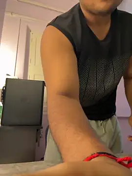 Snapshot of Kira_1413 chatting on October 26, 2025, 8:15 pm Kira 1413 online show from October 26, 2025, 8:15 pm