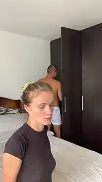 andyzuzka online show from December 1, 2025, 3:39 pm