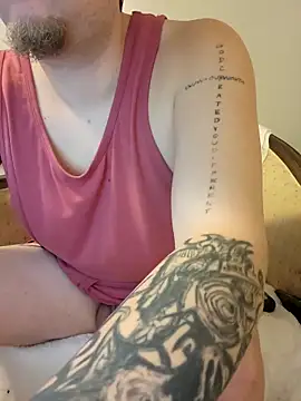 Snapshot of matty244 chatting on February 15, 2026, 11:12 pm matty244 online show from February 15, 2026, 11:12 pm