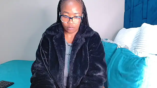 Snapshot of BigBootySimbax chatting on June 7, 2026, 4:22 pm BigBootySimbax online show from June 7, 2026, 4:22 pm