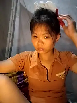 LinhNa999 online show from September 11, 2025, 3:23 pm