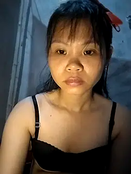 LinhNa999 online show from September 21, 2025, 12:40 pm