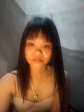 LinhNa999 online show from December 19, 2025, 11:39 am