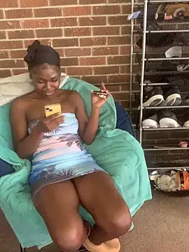 Snapshot of sprinklingfairy chatting on October 27, 2025, 3:38 pm sprinklingfairy online show from October 27, 2025, 3:38 pm