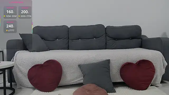 Snapshot of EmmaWil chatting on November 28, 2025, 3:14 pm EmmaWil online show from November 28, 2025, 3:14 pm