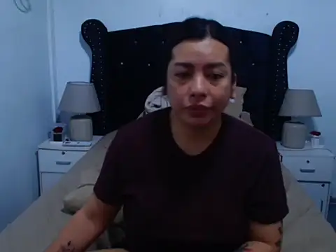 Snapshot of AnnaMedina05 chatting on February 11, 2026, 12:04 am AnnaMedina05 online show from February 11, 2026, 12:04 am