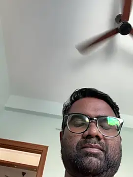 Snapshot of snickersnee chatting on September 28, 2025, 9:47 am snickersnee online show from September 28, 2025, 9:47 am