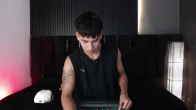 Dominic ghost online show from December 18, 2025, 12:06 am