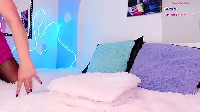 Snapshot of Dannyhot_ chatting on October 6, 2025, 7:55 pm Dannyhot online show from October 6, 2025, 7:55 pm