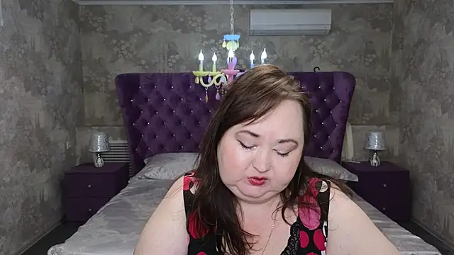 Eloisa Eliot online show from September 20, 2025, 3:13 pm