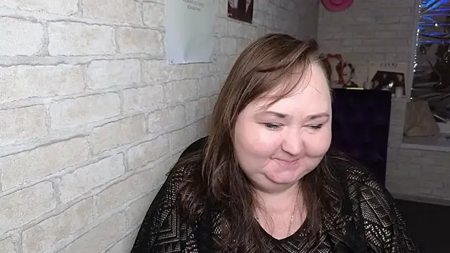 Eloisa Eliot online show from October 15, 2025, 2:06 pm