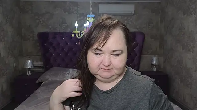 Eloisa Eliot online show from November 19, 2025, 11:10 am