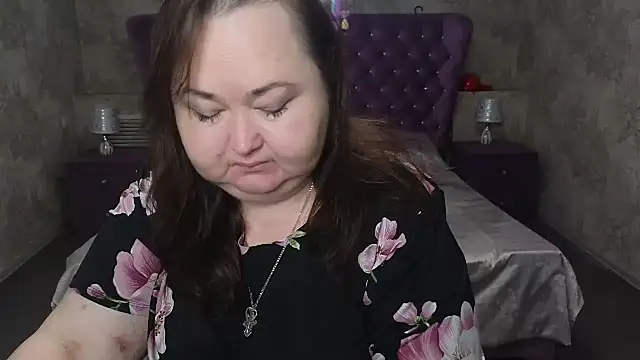 Eloisa Eliot online show from November 26, 2025, 1:12 pm