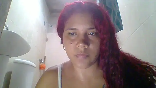 Snapshot of Daila_Lucia chatting on June 18, 2026, 7:52 am Daila Lucia online show from June 18, 2026, 7:52 am