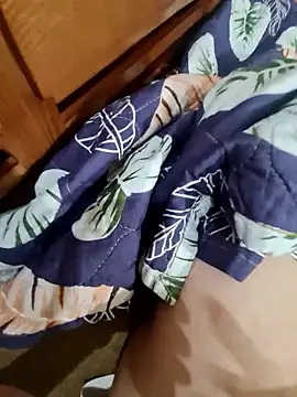 Boyshow88 online show from November 17, 2025, 3:29 pm