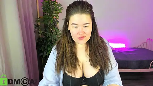 Tara Torres online show from November 30, 2025, 12:36 am