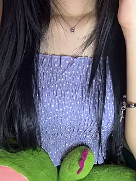 Snapshot of Dolly282 chatting on April 12, 2026, 7:30 pm Dolly282 online show from April 12, 2026, 7:30 pm