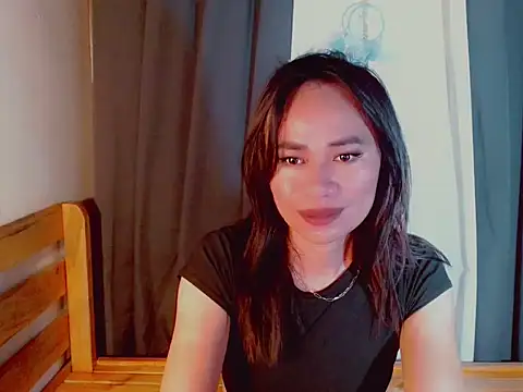 ursweet yummy online show from November 10, 2025, 8:13 am