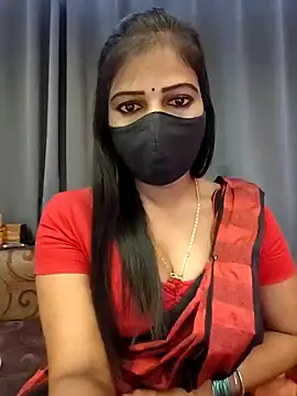 Misss-julli online show from November 27, 2025, 5:42 am