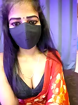 Snapshot of Misss-julli chatting on April 5, 2026, 1:36 am Misss-julli online show from April 5, 2026, 1:36 am
