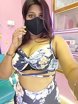hoty sonali online show from June 3, 2026, 4:45 pm