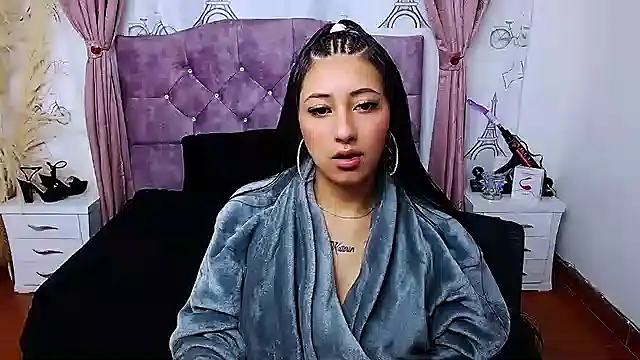 Wendy-13 online show from October 25, 2025, 11:29 am