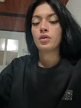 LiaCollings online show from January 17, 2026, 12:15 am