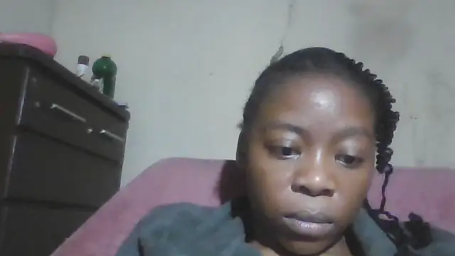 Snapshot of sexyhotchic93 chatting on September 21, 2025, 7:37 pm sexyhotchic93 online show from September 21, 2025, 7:37 pm