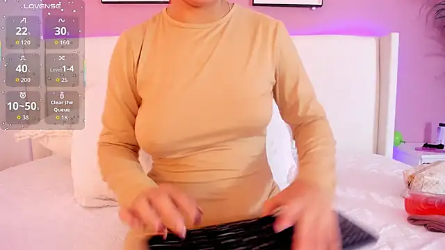  Saandy online show from April 6, 2026, 11:44 am