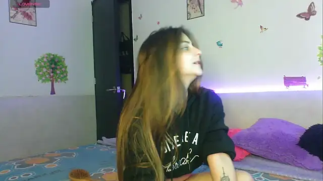 Snapshot of emily_cooper_t chatting on September 30, 2025, 3:00 am emily cooper t online show from September 30, 2025, 3:00 am