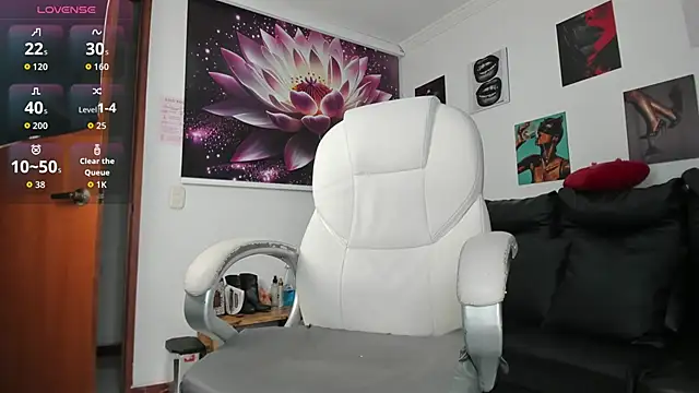 lycoris 19 online show from September 25, 2025, 8:45 pm