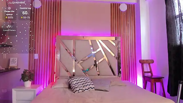 sweet tamara  online show from September 10, 2025, 7:14 pm