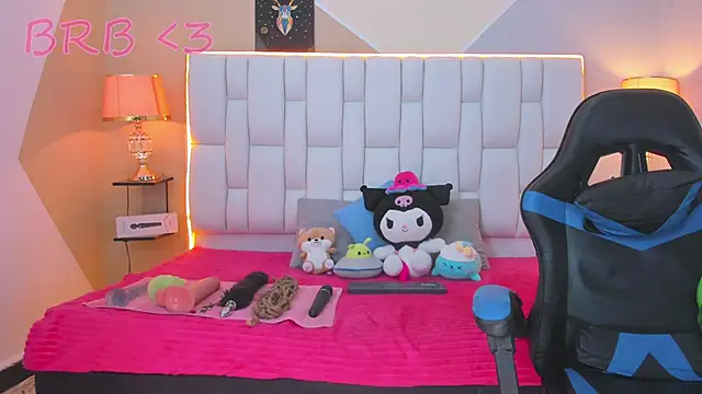 MilkWhore1 online show from September 10, 2025, 12:16 pm