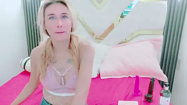 charlotte phaeton online show from October 29, 2025, 12:46 am