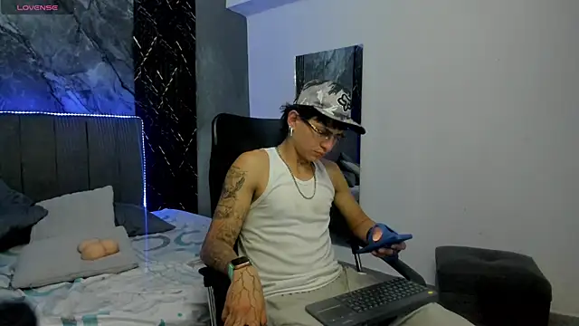 Snapshot of Ebebyjuan chatting on June 9, 2026, 8:09 pm Ebebyjuan online show from June 9, 2026, 8:09 pm