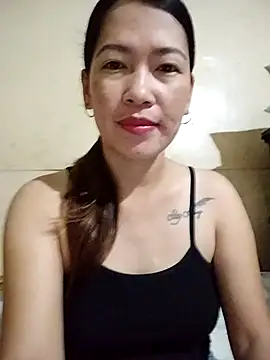 wildxxxGia online show from February 8, 2026, 6:55 pm