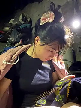 Sunyinn online show from December 19, 2025, 1:07 pm