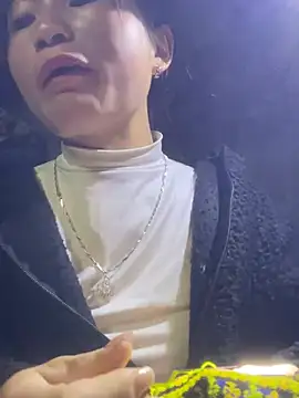 Sunyinn online show from February 9, 2026, 2:59 am