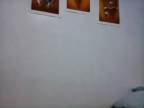 nhayasquirt online show from September 10, 2025, 10:26 am