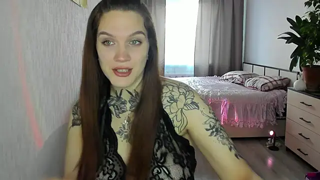 Luna Ver online show from September 30, 2025, 3:55 am