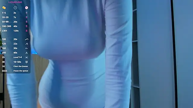 Xonalenei online show from January 11, 2026, 8:03 pm